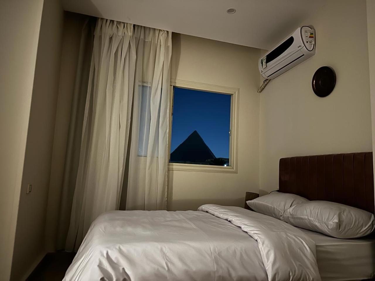 Pyramids Era View Hotel Кайро Екстериор снимка