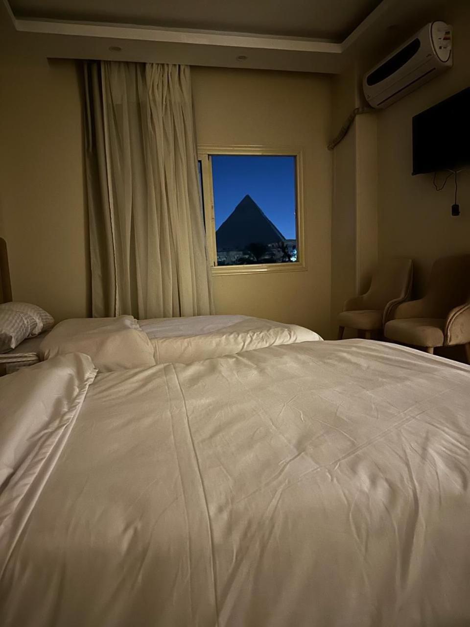 Pyramids Era View Hotel Кайро Екстериор снимка